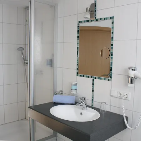 Bed & Breakfast Gaestehaus Susanne *